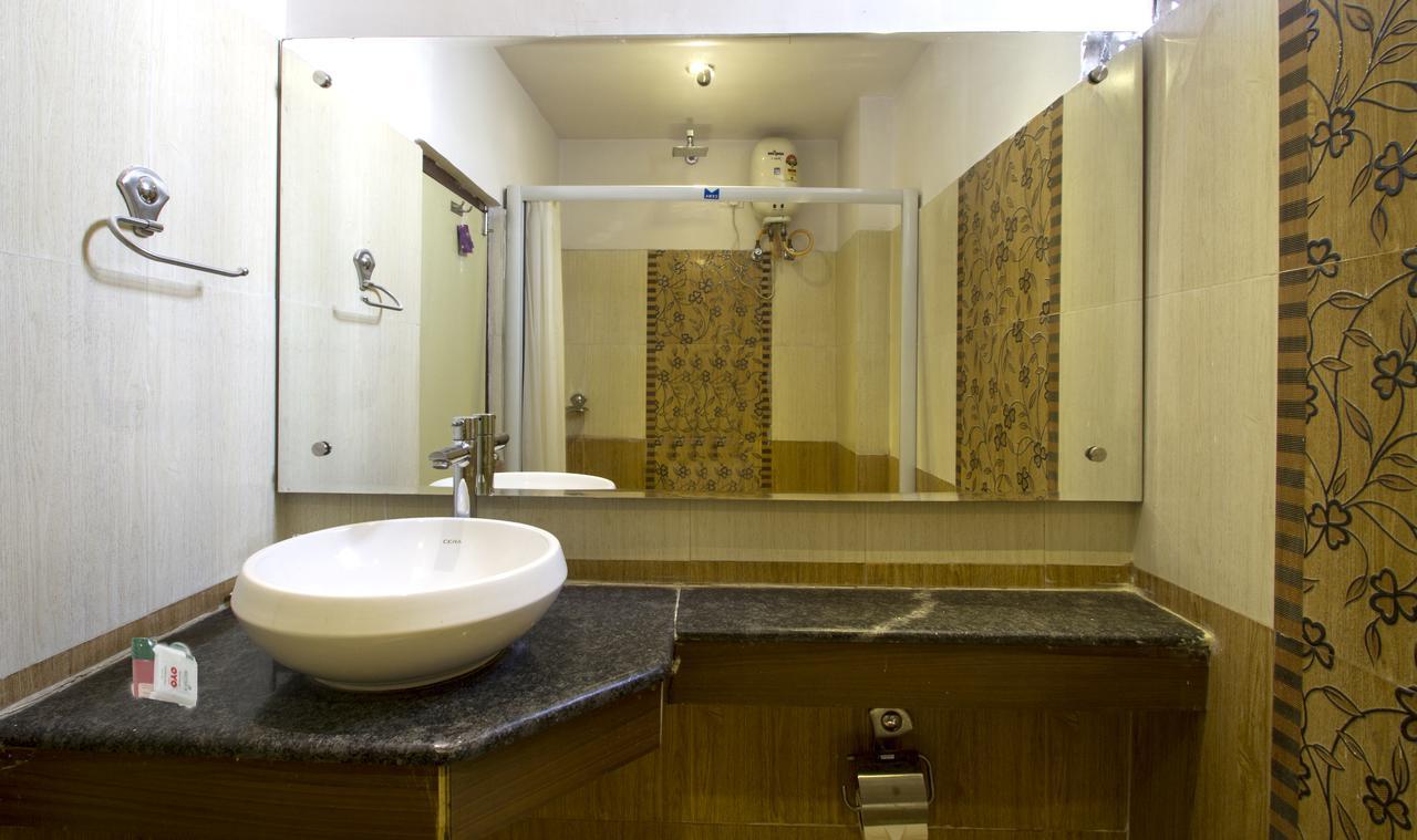 Oyo 984 Hotel Gn International Lālāguda Eksteriør bilde
