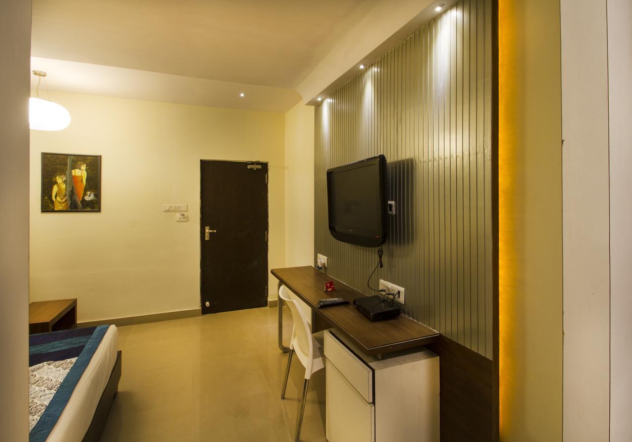 Oyo 984 Hotel Gn International Lālāguda Eksteriør bilde